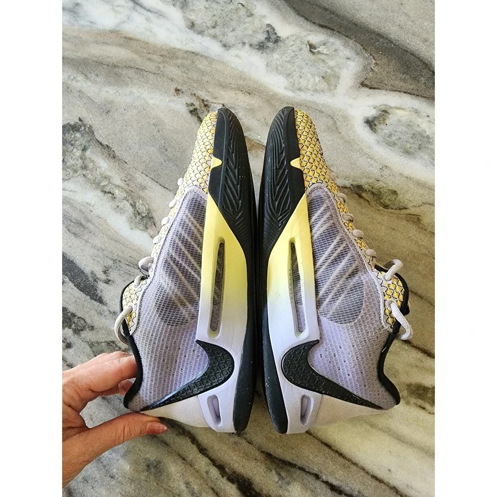 Nike Sabrina 1 Ionic Basketball Shoes Womens 8 Photon Dust FQ3381-501 WNBA
